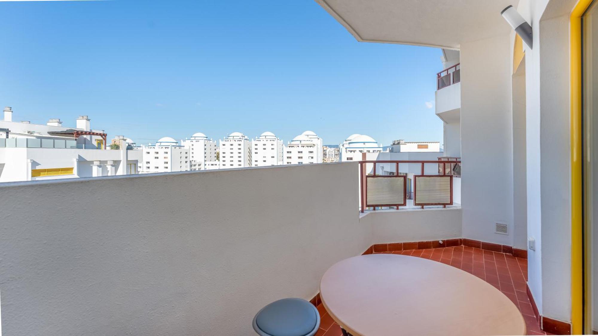 Red Velvet 1 Bdr Flat With Balcony By Lovelystay Portimão Kültér fotó